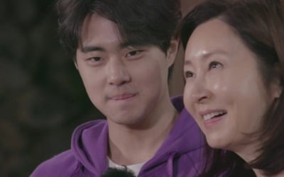 '자연스럽게' 조병규 "요즘 엄마 질투 장난아냐" 전인화 때문?