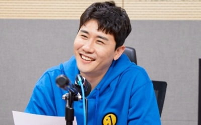 영탁, 오늘(3일) '최일구의 허리케인 라디오'서 장민호 신곡 스포