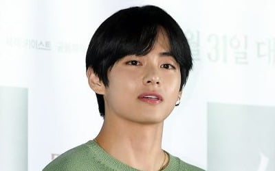 방탄소년단 뷔, 컴백 앨범 비주얼 총괄…못하는 게 뭐야?