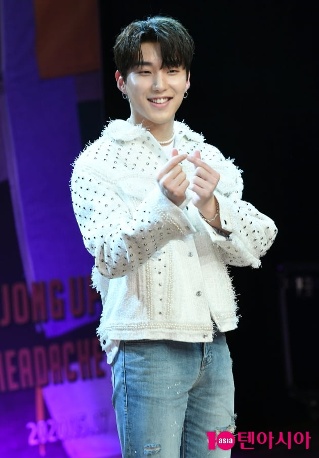 [TEN 포토] 문종업 '미소년 꽃미소'