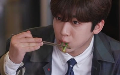 '악인전' 김요한, 폭풍 랩 실력…송가인도 '엄지 척'