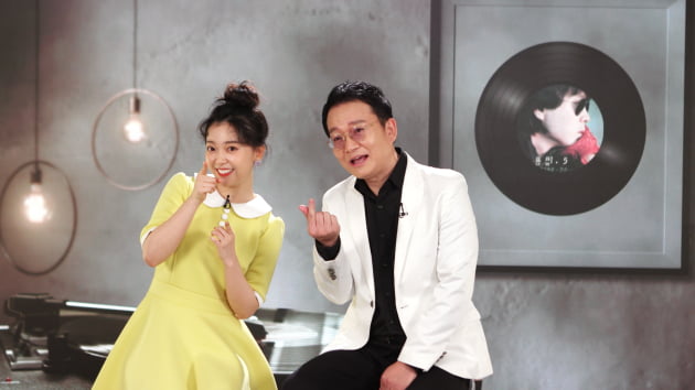 '불명' 요요미 "무명가수 아버지 한 풀어주고파"…父女케미로 꾸민 무대