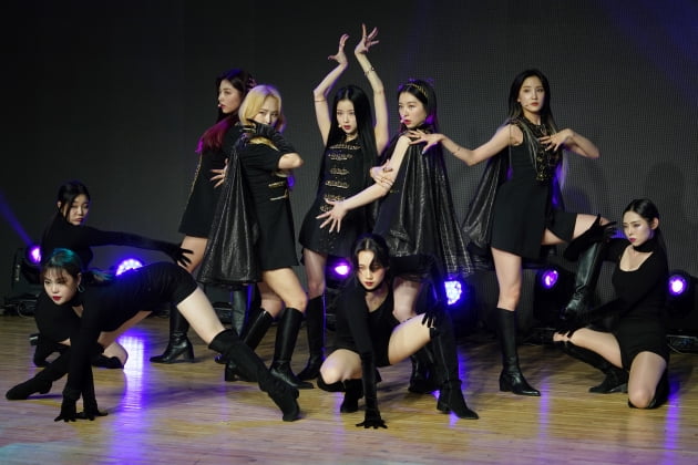 [TEN 포토] 밴디트 '유연한 안무'