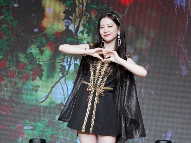 [TEN 포토] 밴디트 이연 '남다른 애교'
