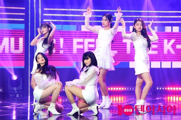 [TEN 포토] 버스터즈 '이번주 대면 팬사인회 진행'