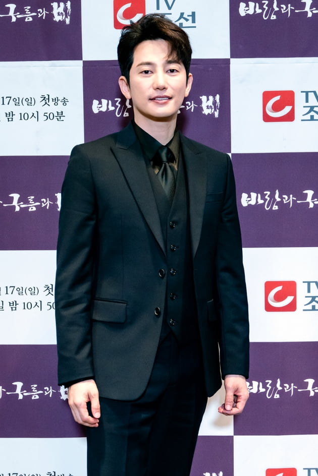 [TEN 포토] '바람과 구름과 비' 박시후, '훈훈한 외모'