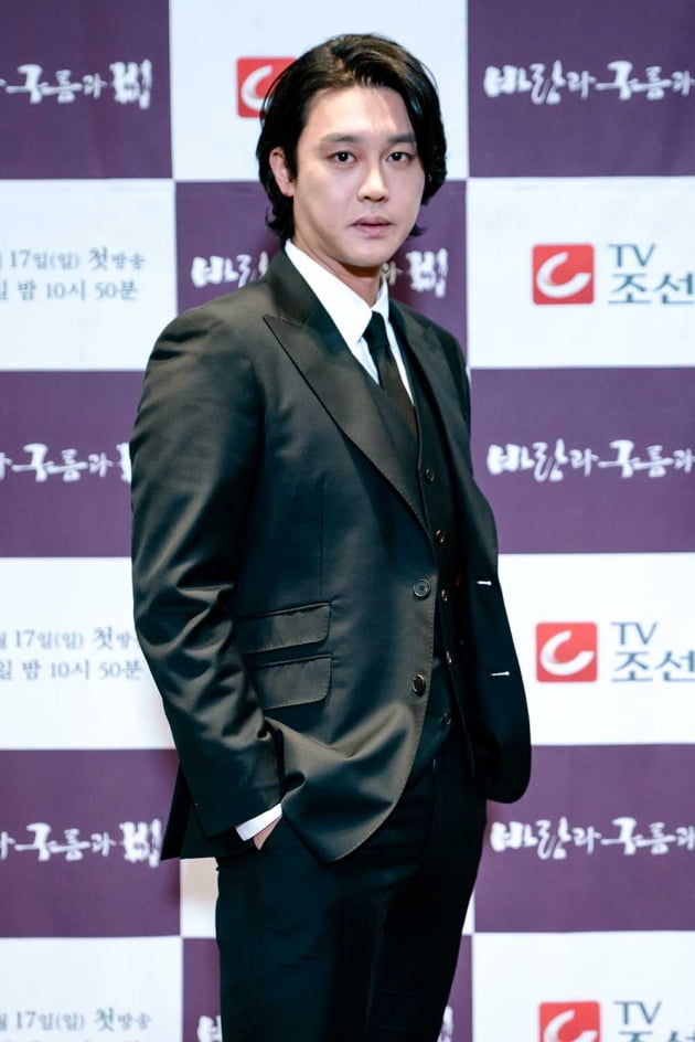 [TEN 포토] '바람과 구름과 비' 성혁, '독보적인 카리스마'