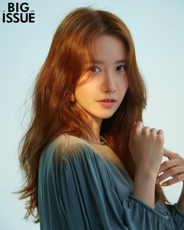 그룹 소녀시대 겸 배우인 윤아