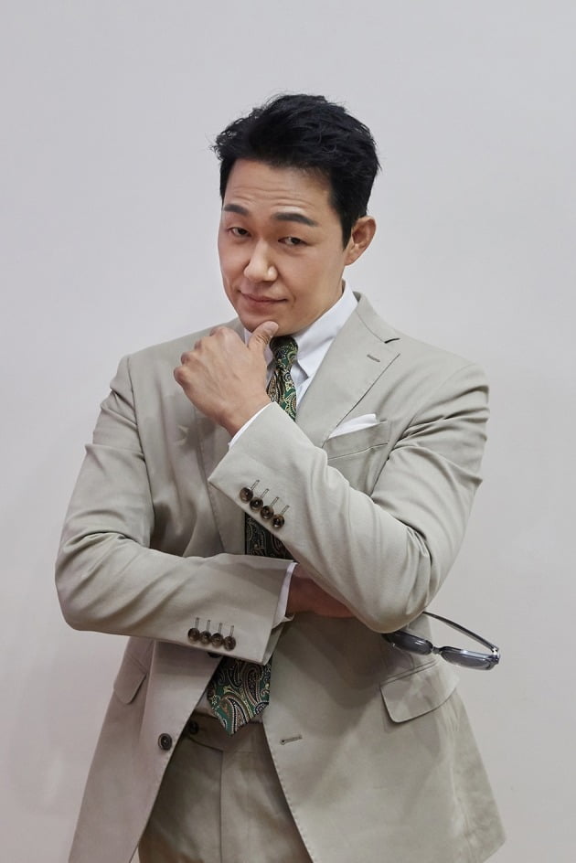 OCN 토일 오리지널 '루갈'에서 국내 최대 테러집단 아르고스의 중심 황득구 역으로 열연한 배우 박성웅. /사진제공=씨제스엔터테인먼트