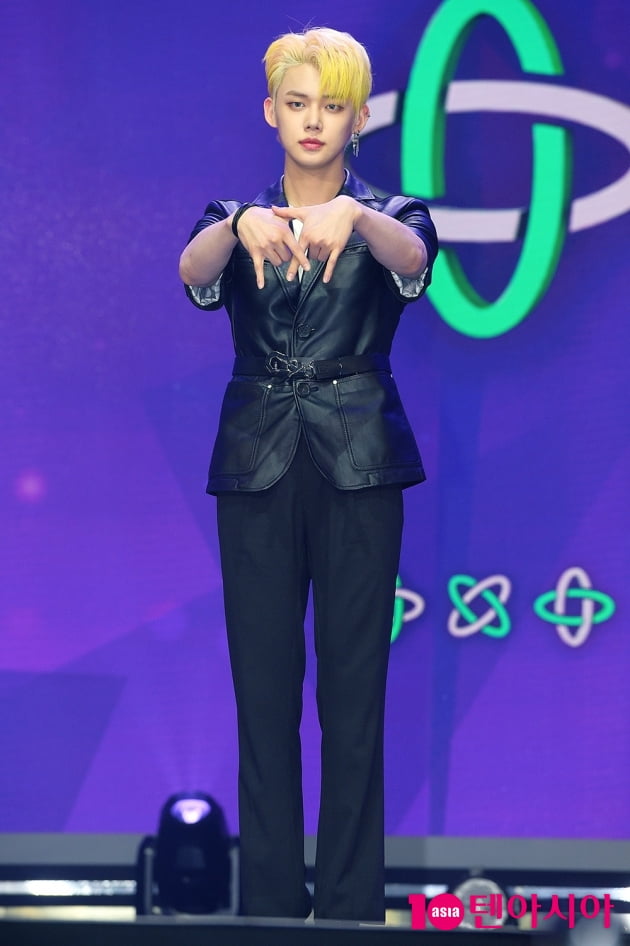[TEN 포토] 투모로우바이투게더 연준 '노랑 머리로 강렬하게'