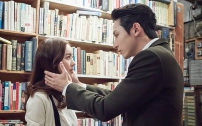 '본 어게인' 진세연·이수혁, 봄비 키스 이어 또 다시 입맞춤?