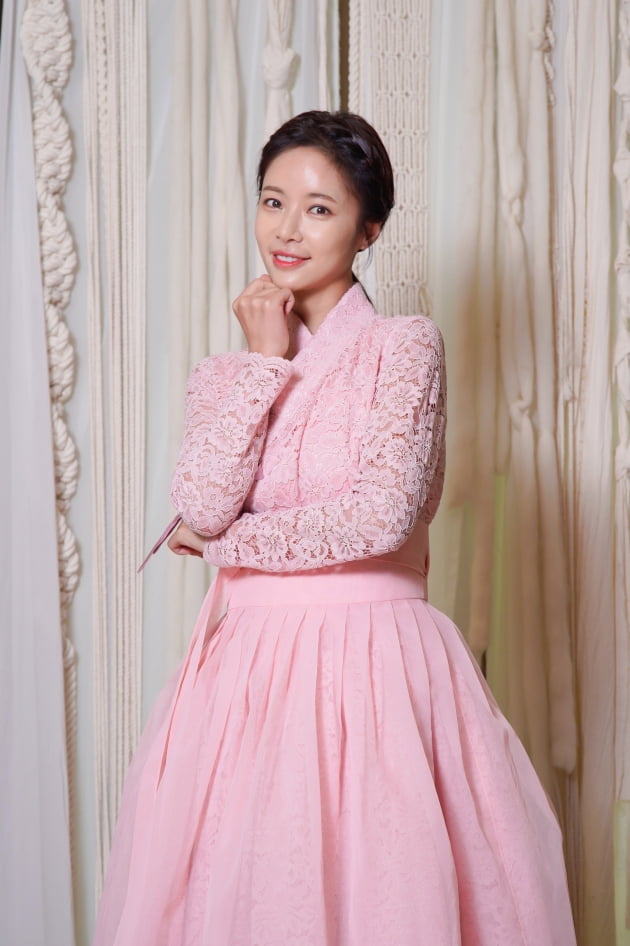 [TEN 포토] '쌍갑포차' 황정음, '슈가 시절 요정 미모 그대로'