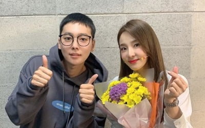 산다라박, 김진우와 남매샷 "까까머리 왜 이렇게 예뻐?"