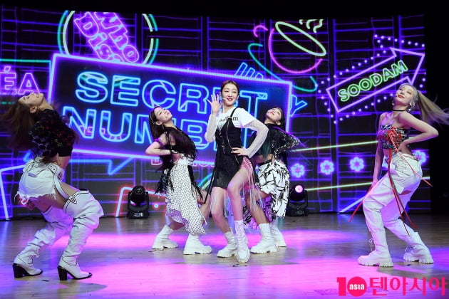 [TEN 포토] 시크릿넘버 '치명적인 무대'