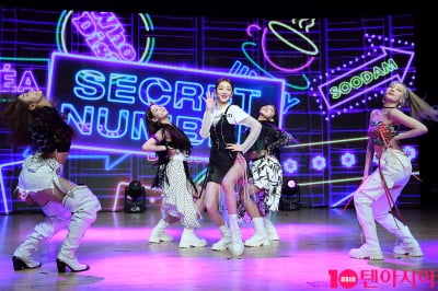 [TEN 포토] 시크릿넘버 '치명적인 무대'