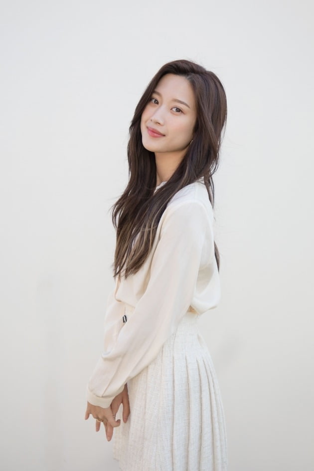MBC 수목드라마 '그 남자의 기억법'에서 라이징 스타 여하진 역을 맡은 배우 문가영./사진제공=키이스트