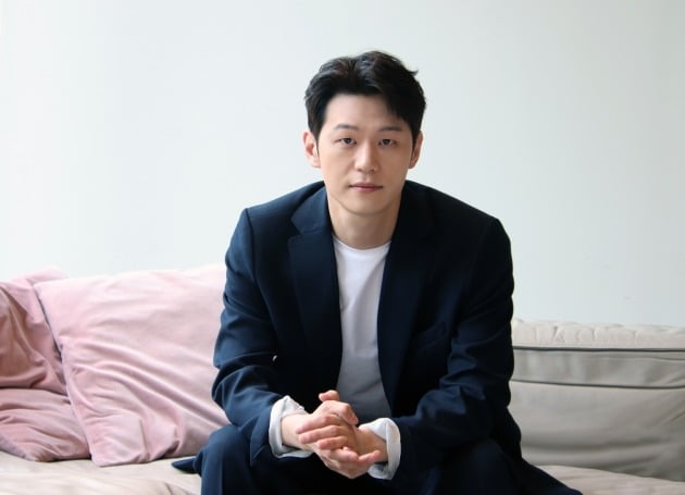 JTBC 금토드라마 '부부의 세계'에서 박인규 역을 맡은 배우 이학주./사진제공=SM C&C