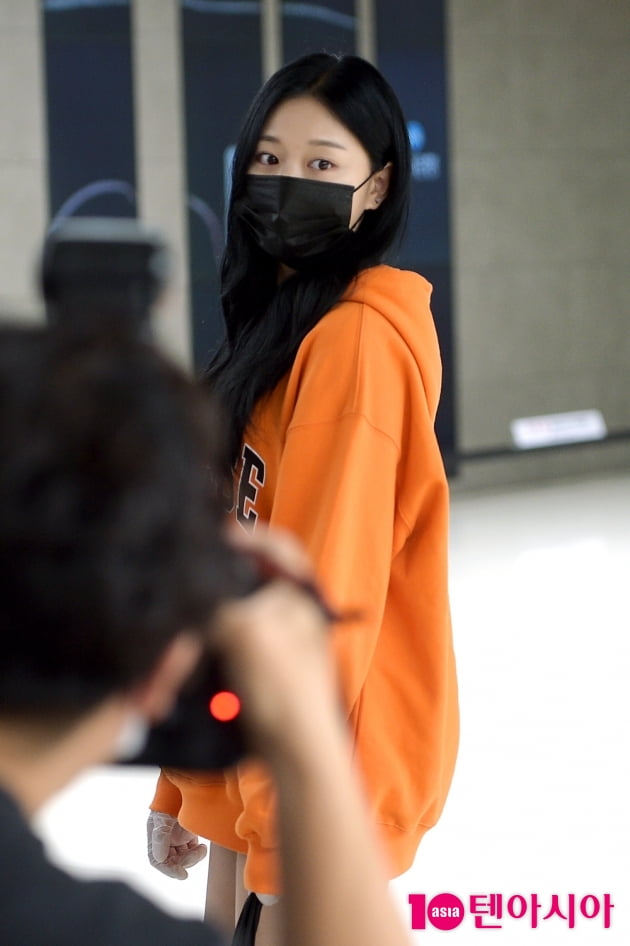 [TEN 포토] 이달의소녀 현진 '아련한 눈빛'