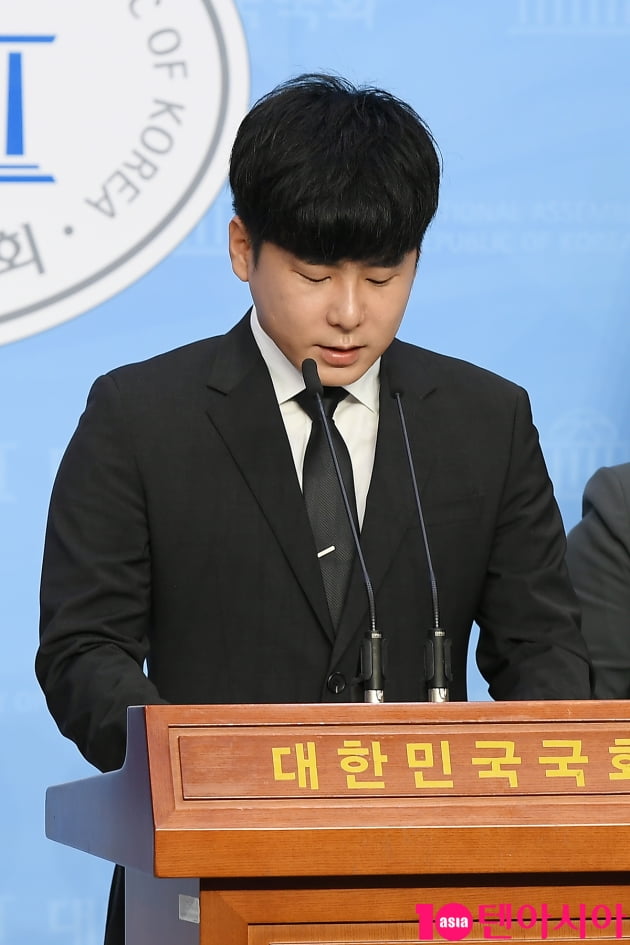 [TEN 포토] 故 구하라의 친오빠 구호인
