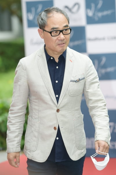 [TEN 포토] '들꽃영화상' 강신일, '멋쟁이 신사'
