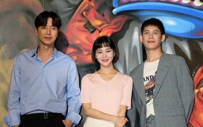 "러브라인 NO"…박해진X한지은 '꼰대인턴', 트롯맨 인기 업고 대박 행진 노린다 [종합]