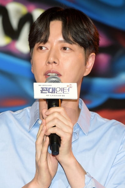'꼰대인턴' 박해진 "인도 라면 CF 속 수염은 내 아이디어"