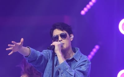 [TEN 인터뷰] '탑골랩소디' 조엘 "권은비·아론과 힘든 시절 함께…새출발 꿈꿔"