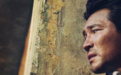 황정민X이정재 '다만 악에서 구하소서', 올여름 영화계 구원자 되나