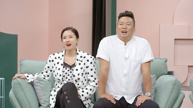 코미디언 김지혜(왼쪽), 박준형/ 사진=JTBC 제공
