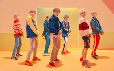 방탄소년단, '작은 것들을 위한 시' MV 8억 뷰 돌파…'대기록' 행진은 계속