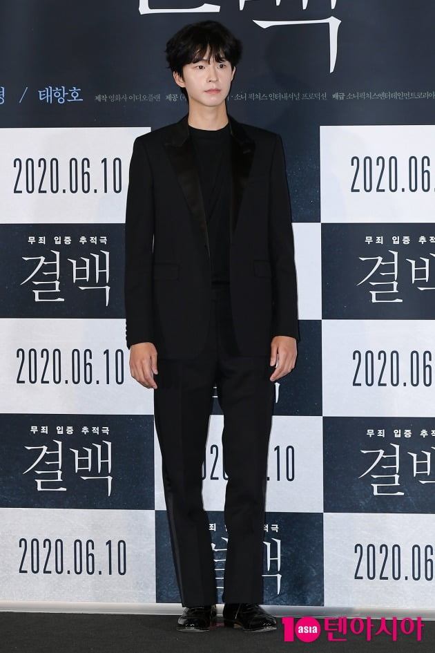 [TEN 포토] 홍경 '잘생김 장착'