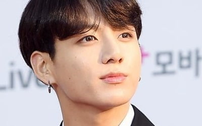 'still with you', 방탄소년단 정국의 데뷔 7주년 기념 선물