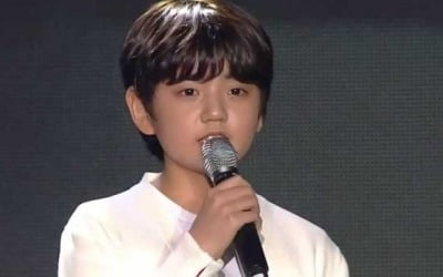 '백상예술대상' 필구부터 우주까지…'당연한 것들'에 김희애·조정석·전미도 '글썽'
