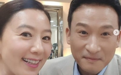 서경석, 김희애와 나란히 투샷 "누님이 직접 셀카로"