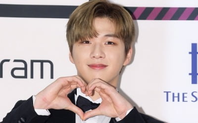 강다니엘, 아이돌차트 평점랭킹 116주 연속 최다득표