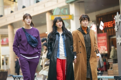 '굿캐스팅' 최강희-유인영-김지영, 멋쁨 폭발 언니들이 떴다