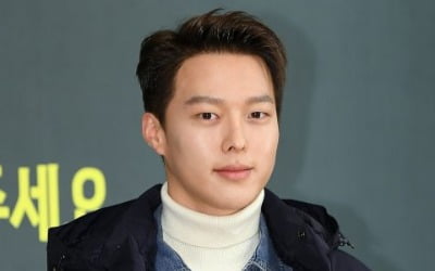 장기용 측 "'간 떨어지는 동거' 출연 검토 중" 열일 행보
