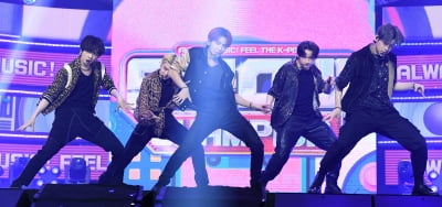 [TEN 포토] TXT '완벽한 퍼포먼스'