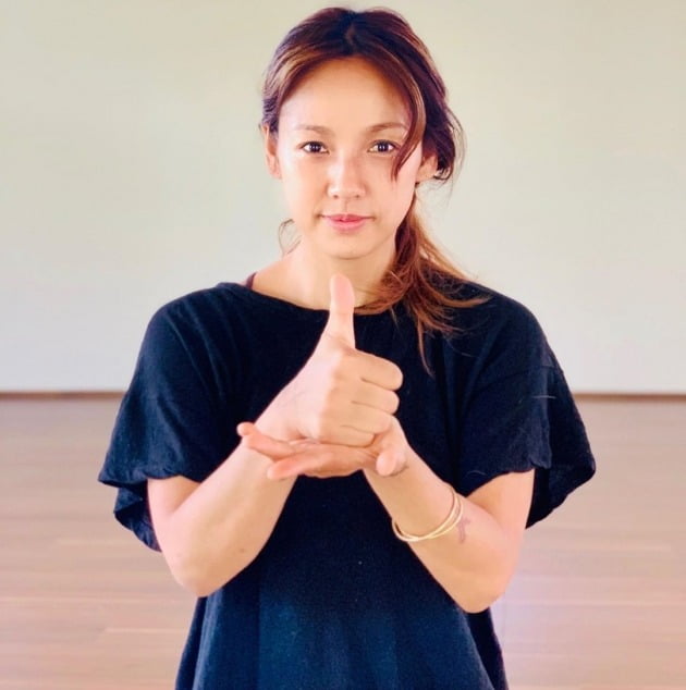 이효리가 '덕분에 챌린지'에 참여했다. / 사진=이효리 인스타그램