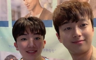 "너무 울어 마스크 젖음" 이찬원X남승민, 뮤지컬 관람 인증→훈훈 외모 '눈길'