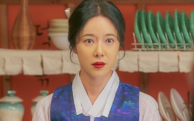 '쌍갑포차' 황정음, 박은혜와 불편한 재회…전생의 비밀은?