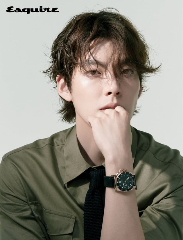 배우 김우빈./ 사진제공=에스콰이어 