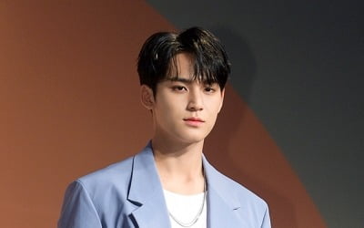 세븐틴 민규, '이태원 아이돌' 논란 이후 직접 사과 "진심으로 죄송하다"
