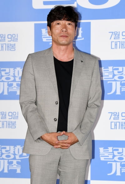 [TEN 포토] '불량한 가족' 박원상 '영화보다는 연극이 편해요'