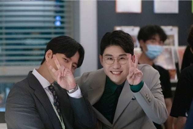 /사진=스튜디오HIM, 마운틴무브먼트 제공
