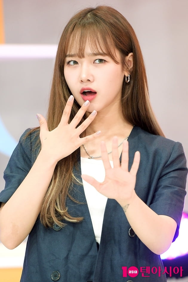 [TEN 포토] 위키미키 최유정 '귀여움 끝판왕'