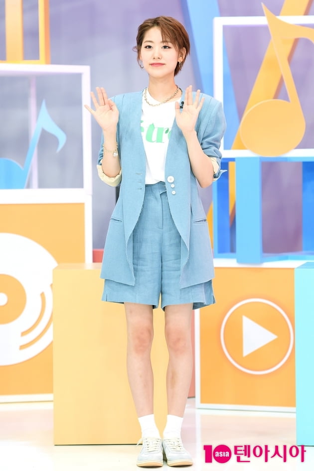 [TEN 포토] 위키미키 루아 '보기만해도 시원한 패션'