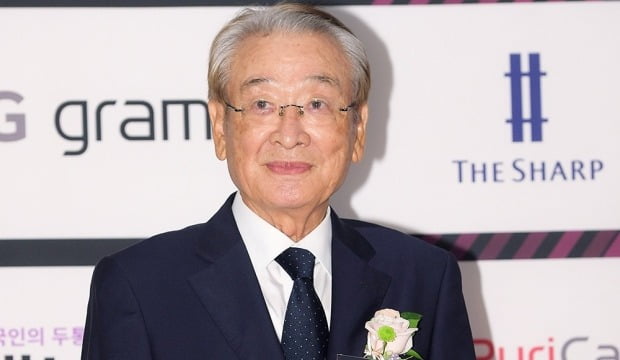 '갑질 논란' 이순재 "도의적 책임 느낀다"…"부당해고" 주장 매니저와 갈등 첨예