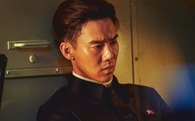 '강철비2' 유연석, 北 최고 지도자 변신