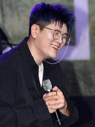 [TEN 포토] 신용재 '순박한 미소'(디어 쇼케이스)